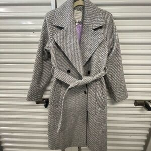 STUNNING gray wrap pea coat herringbone size small